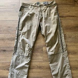Mens Kuhl brand pants, size 38x32